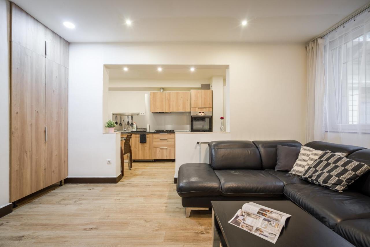 Dolly'S Duplex Home Budapest Luaran gambar