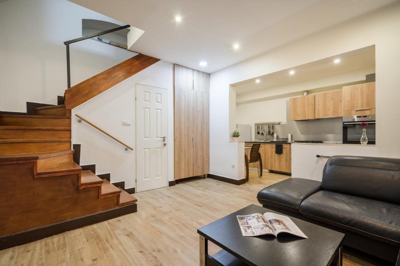 Dolly'S Duplex Home Budapest Luaran gambar