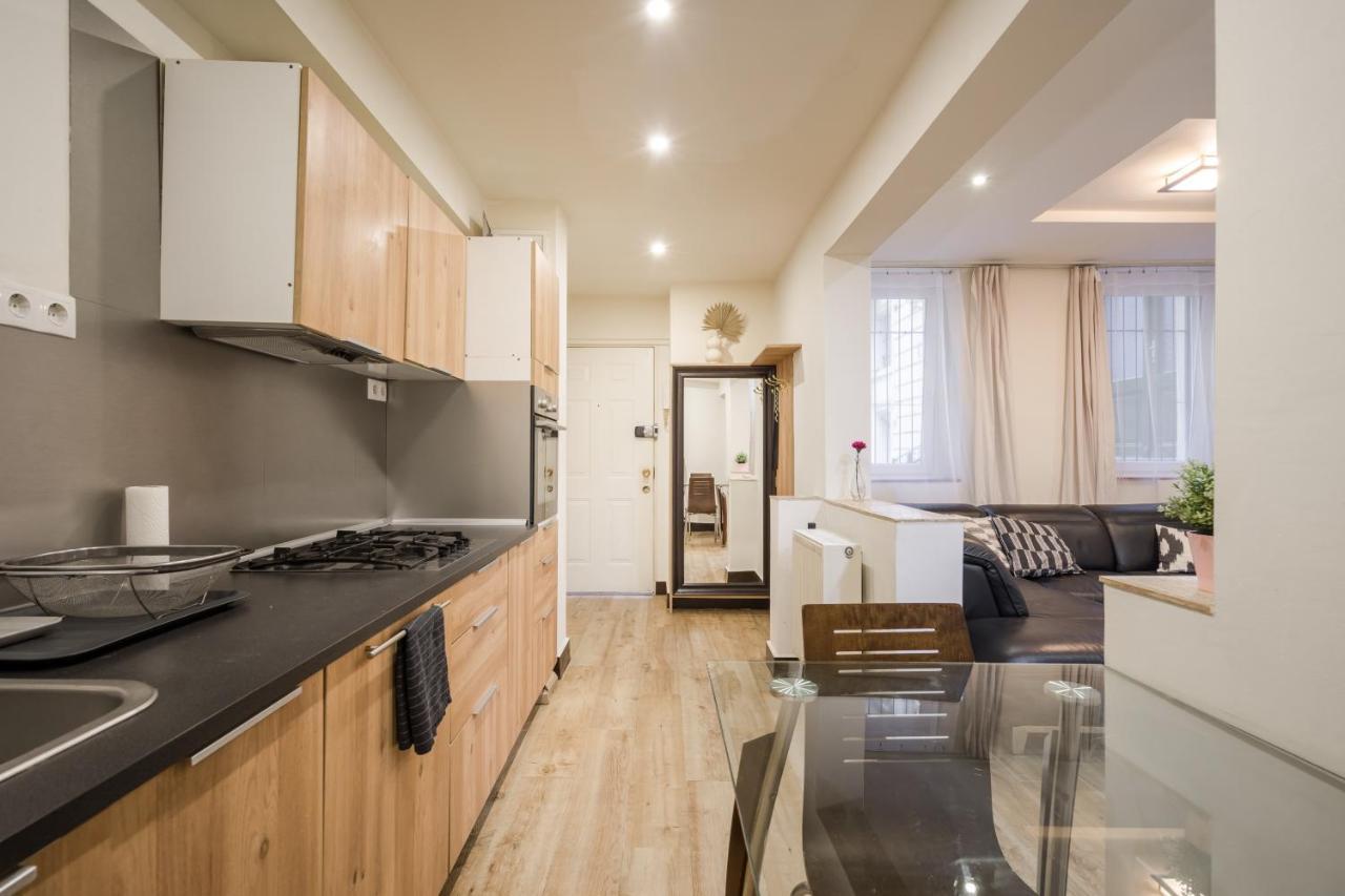 Dolly'S Duplex Home Budapest Luaran gambar